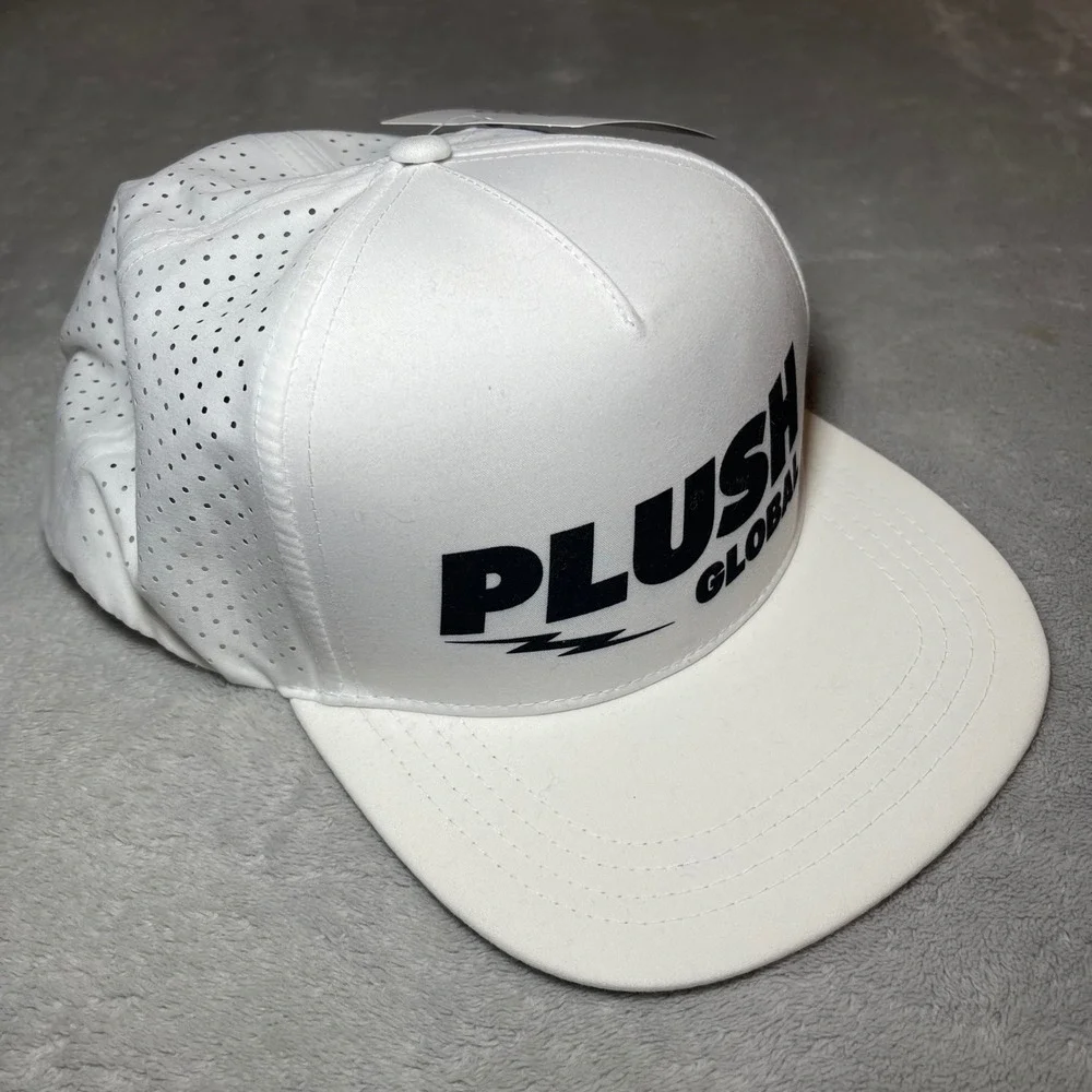 BOCO Gear Hat Men White Plush Technical Trucker Performance Running Snapback NWT